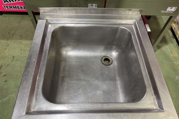 Rozsdamentes egymedencés mosogató termékképek