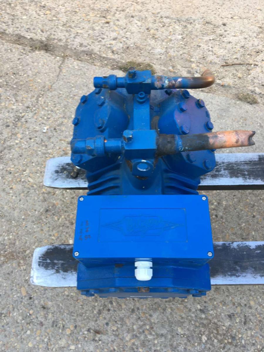 Bitzer 4DC-5.2Y-40S kompresszor – termékfotó 45° nézet