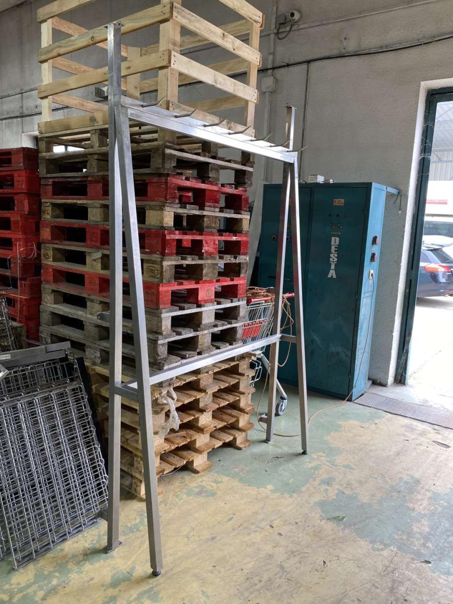 Rozsdamentes öntartó rénvas különböző mértekben – termékfotó (11. kép)