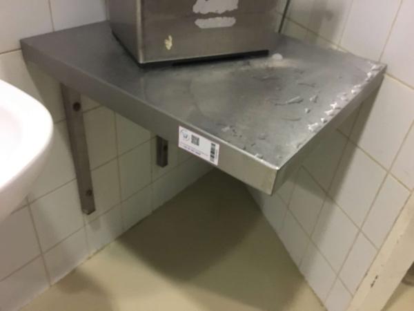 Rozsdamentes konzolos asztal