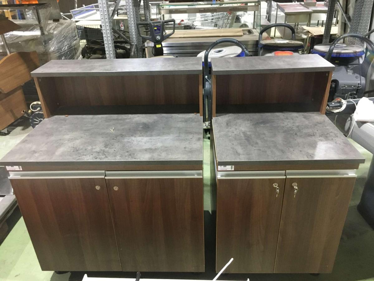 Pult, vagy munkaasztal bútorlapból, több méret – termékfotó alulnézet