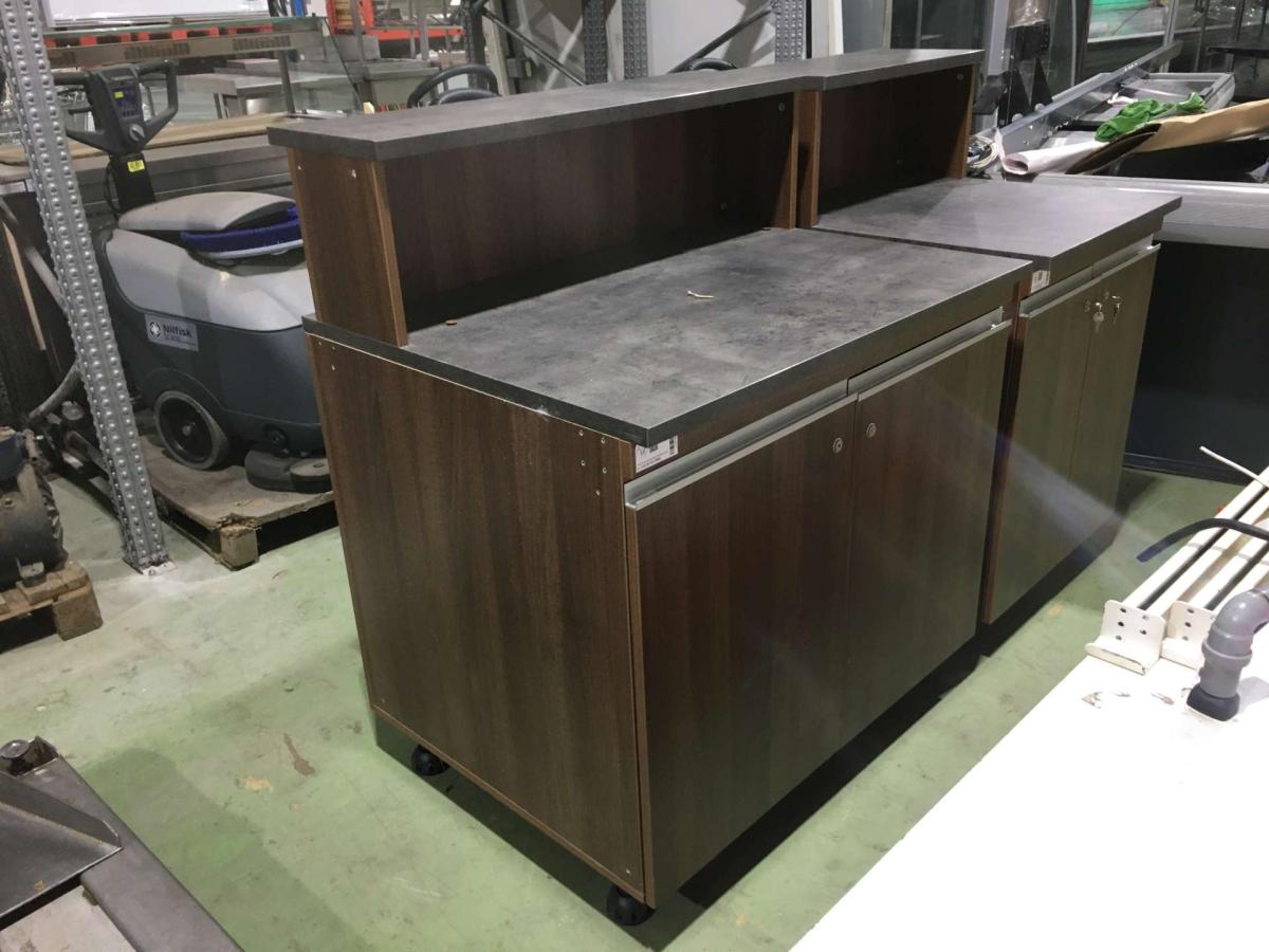 Pult, vagy munkaasztal bútorlapból, több méret – termékfotó 45° nézet