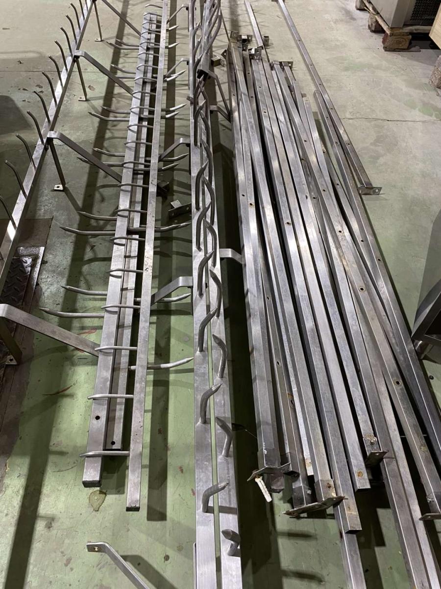 Rénvas, horogsor rozsdamentes, több méret – termékfotó elölnézet