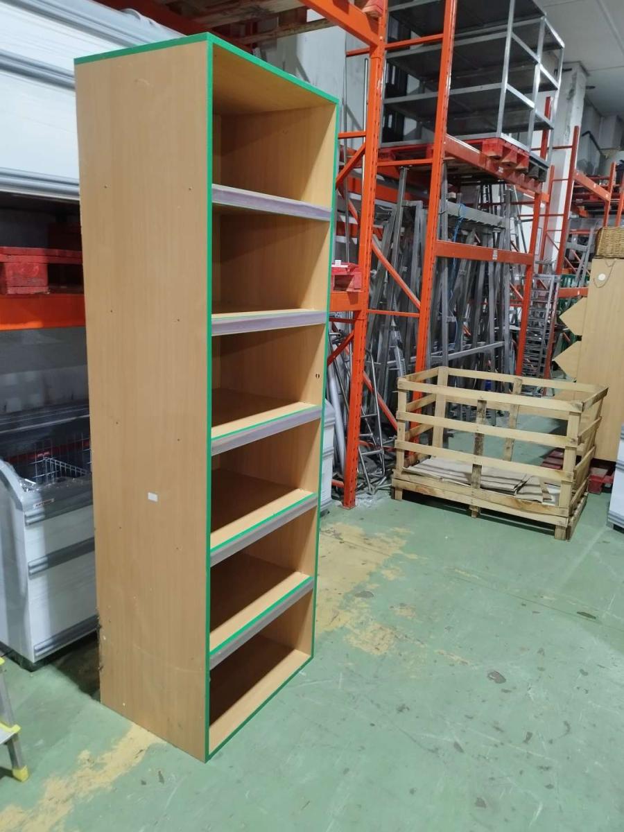 Tároló polc, egyedi oszloptakaráshoz – termékfotó jobb oldalról