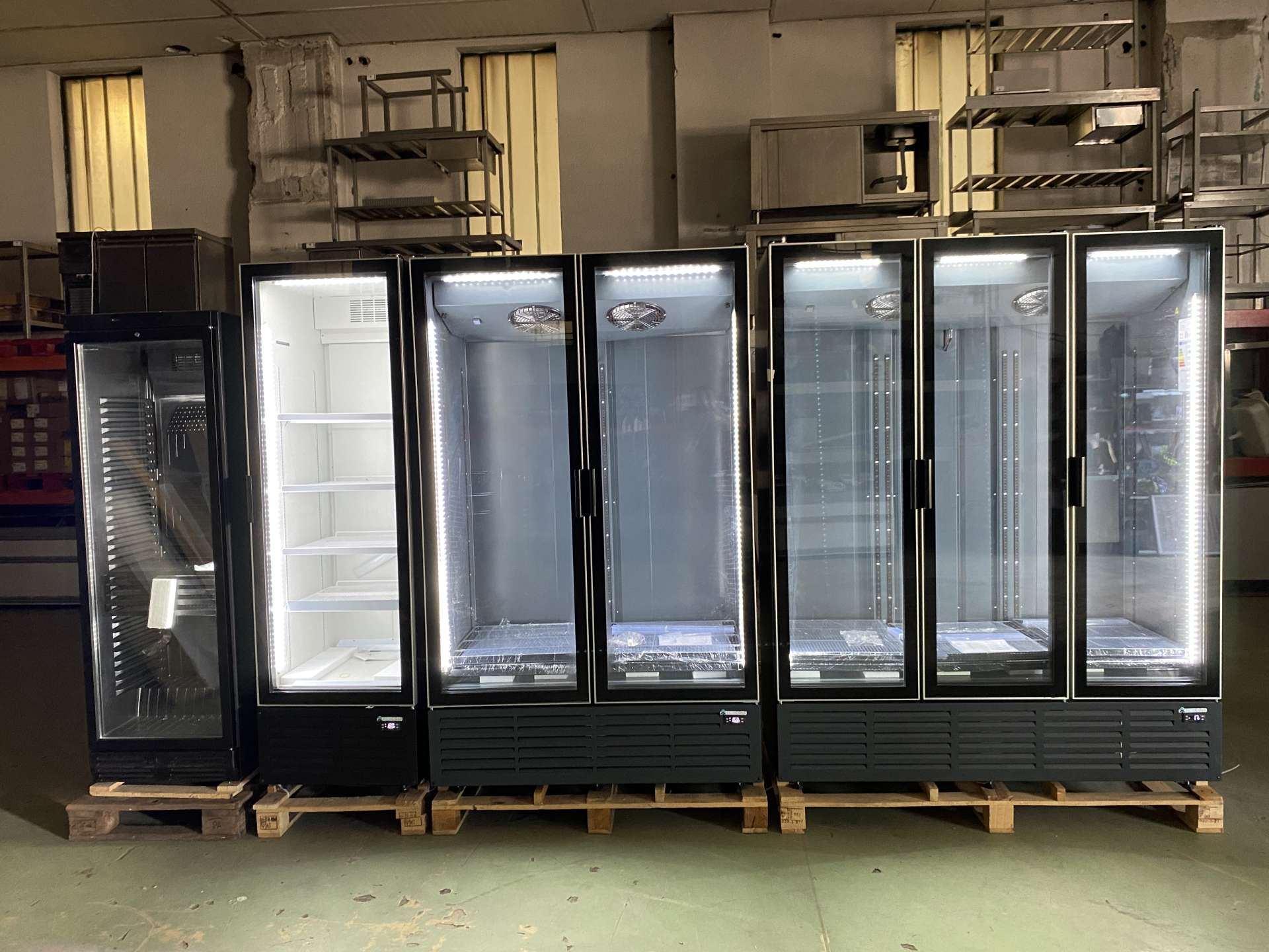 Új ECOCOLD KIWI 630 beépített aggregátoros hűtő (+)