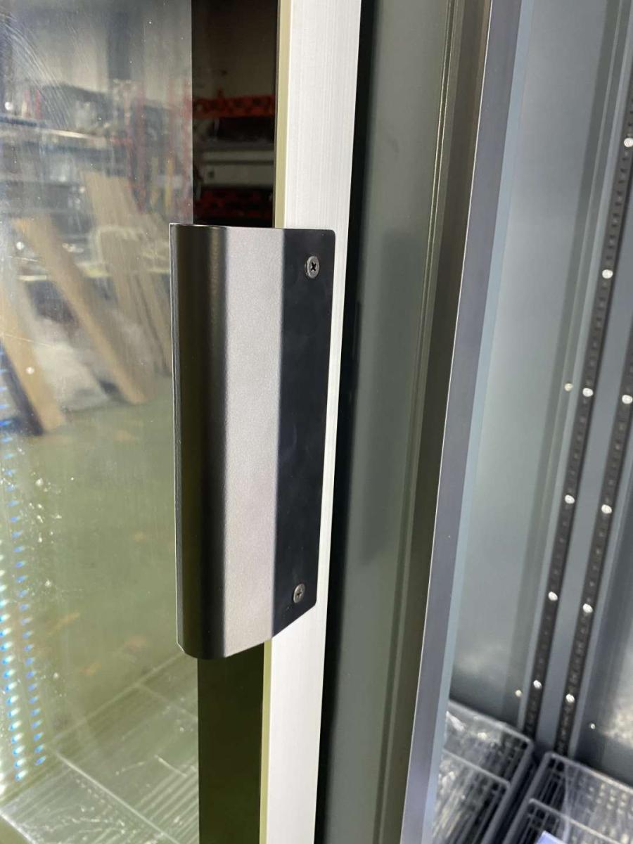 Új ECOCOLD KIWI 1270 2D beépített aggregátoros hűtő (+) – termékfotó hátulról