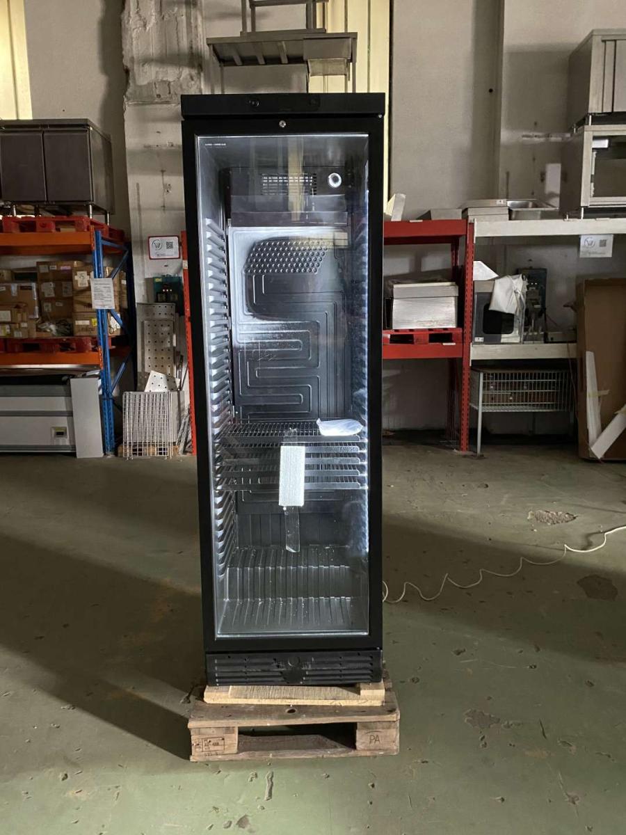 Új ECOCOLD LEMON 600 beépített aggregátoros hűtő (+) – termékfotó elölnézet