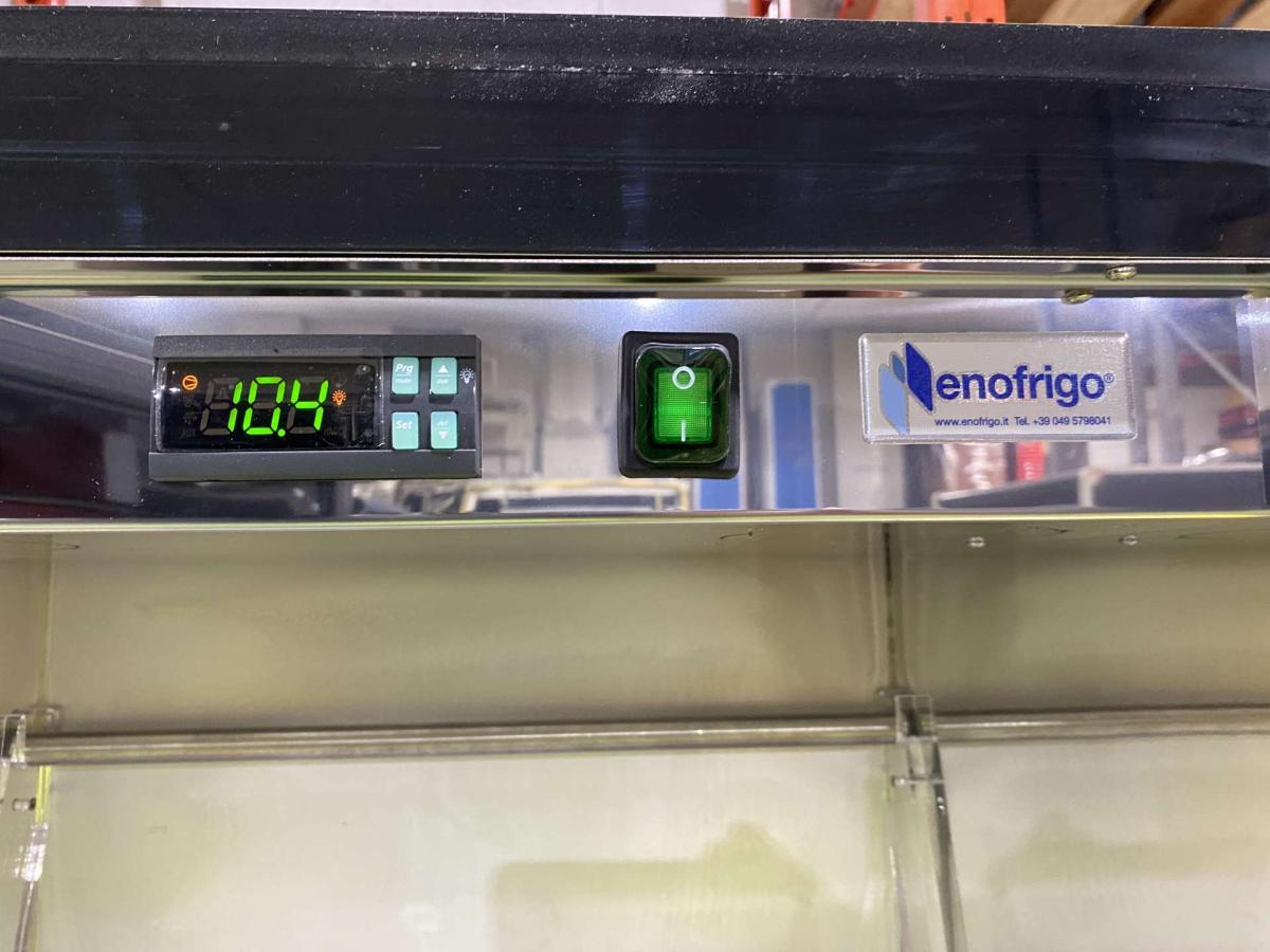 Borhűtő Enofigo Miami Medmix/421 – termékfotó jobb oldalról