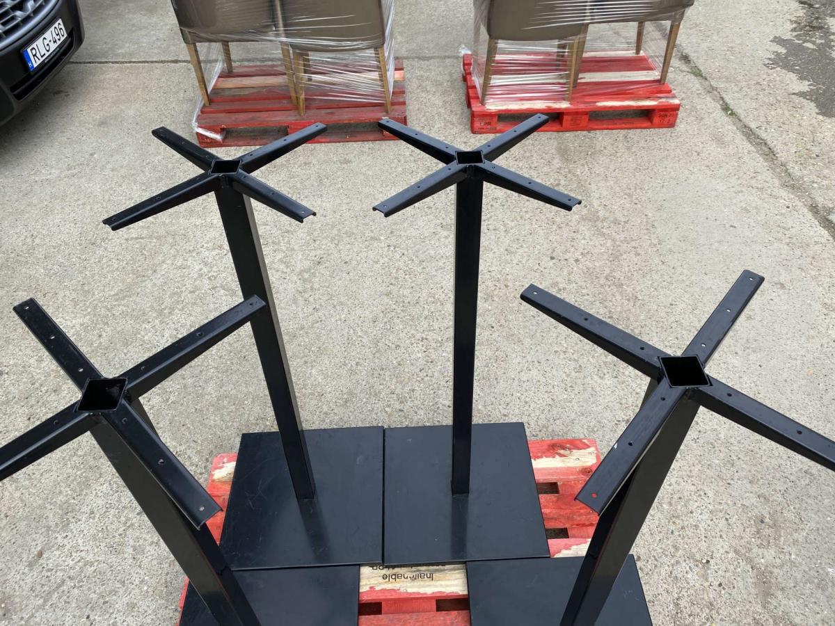 Központi asztalláb, könyöklő asztalbázis – termékfotó elölnézet