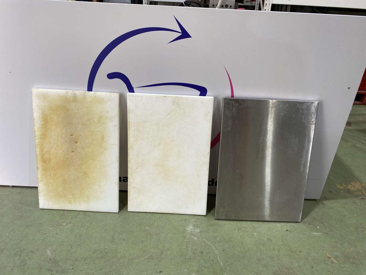 Csemegepultra helyezhető mérlegtartó, vagy szeletelőgép tartó – termékfotó elölnézet