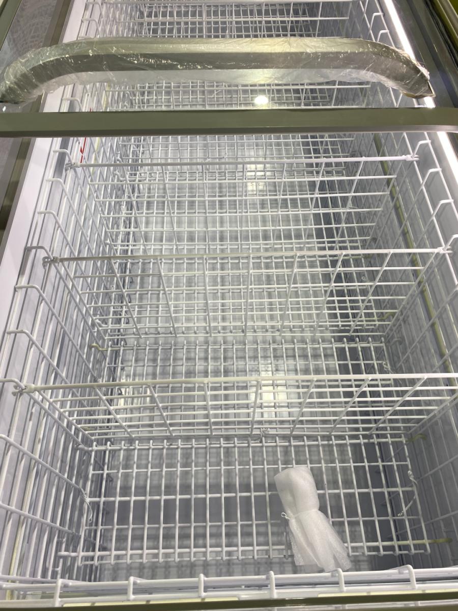 Új fagyasztóláda FV Hiron 185 – termékfotó alulnézet