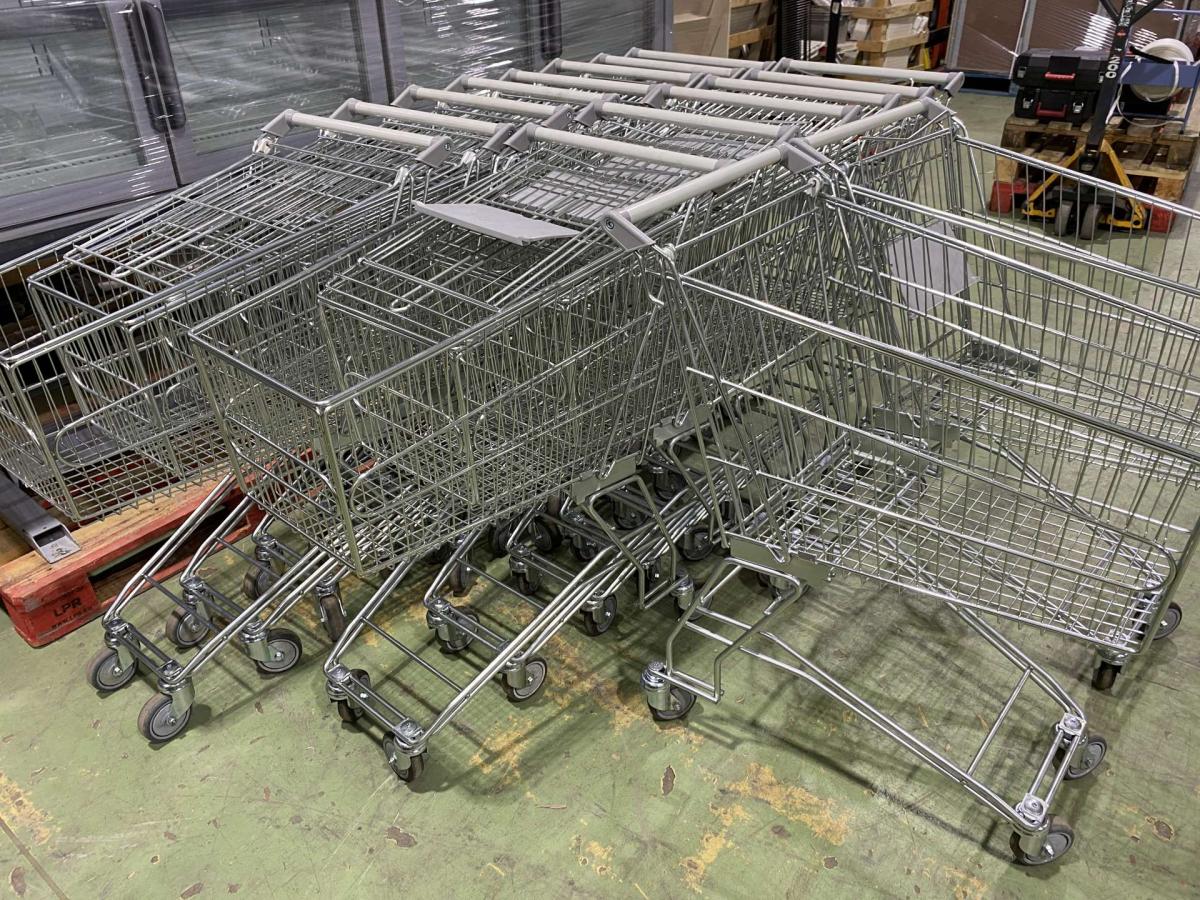 Felújított Marsanz bevásárlókocsi szürke műanyagokkal 100L – termékfotó alulnézet