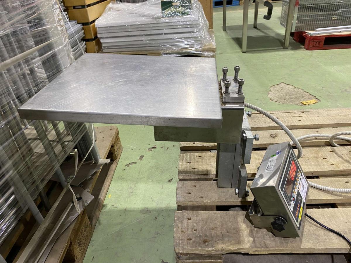 Összecsukható fali mérleg, mázsa rozsdamentes – termékfotó elölnézet