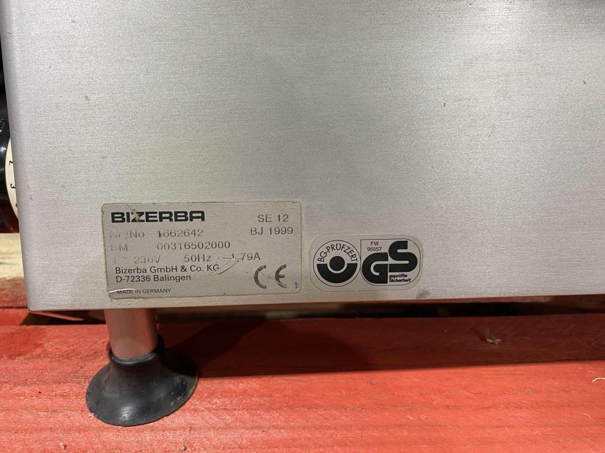 Bizerba SE 12 szeletelőgép – termékfotó felülnézet