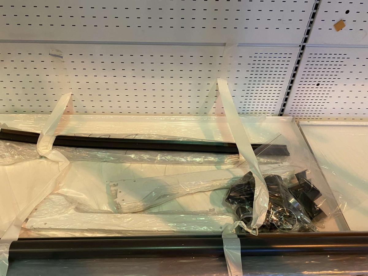 Új WSL - WANZL Horison falihűtő vonalban 13,75 méter – termékfotó alulnézet