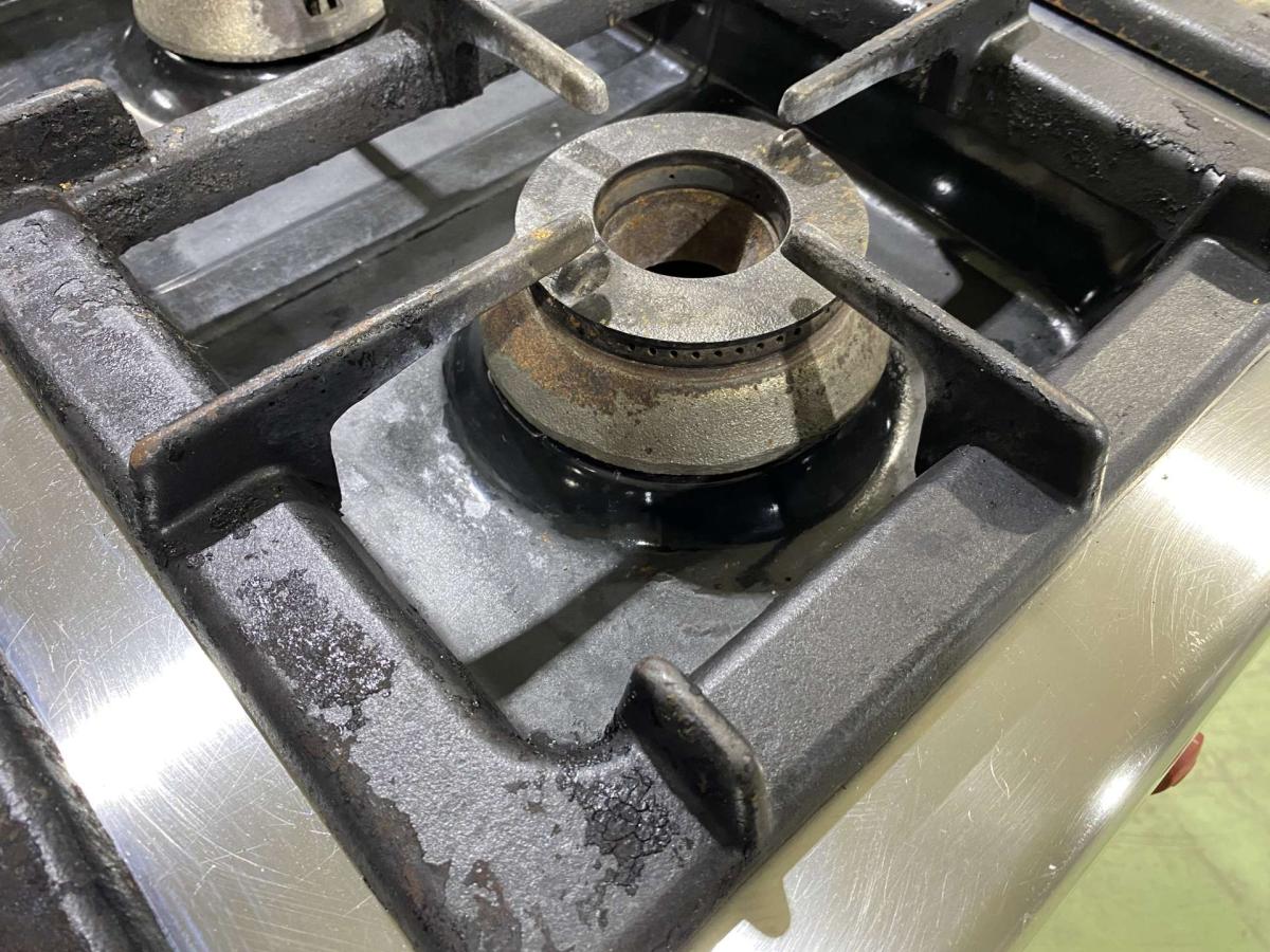 Bertos 6 égős tűzhely (G7F6+FE1) – termékfotó 45° nézet