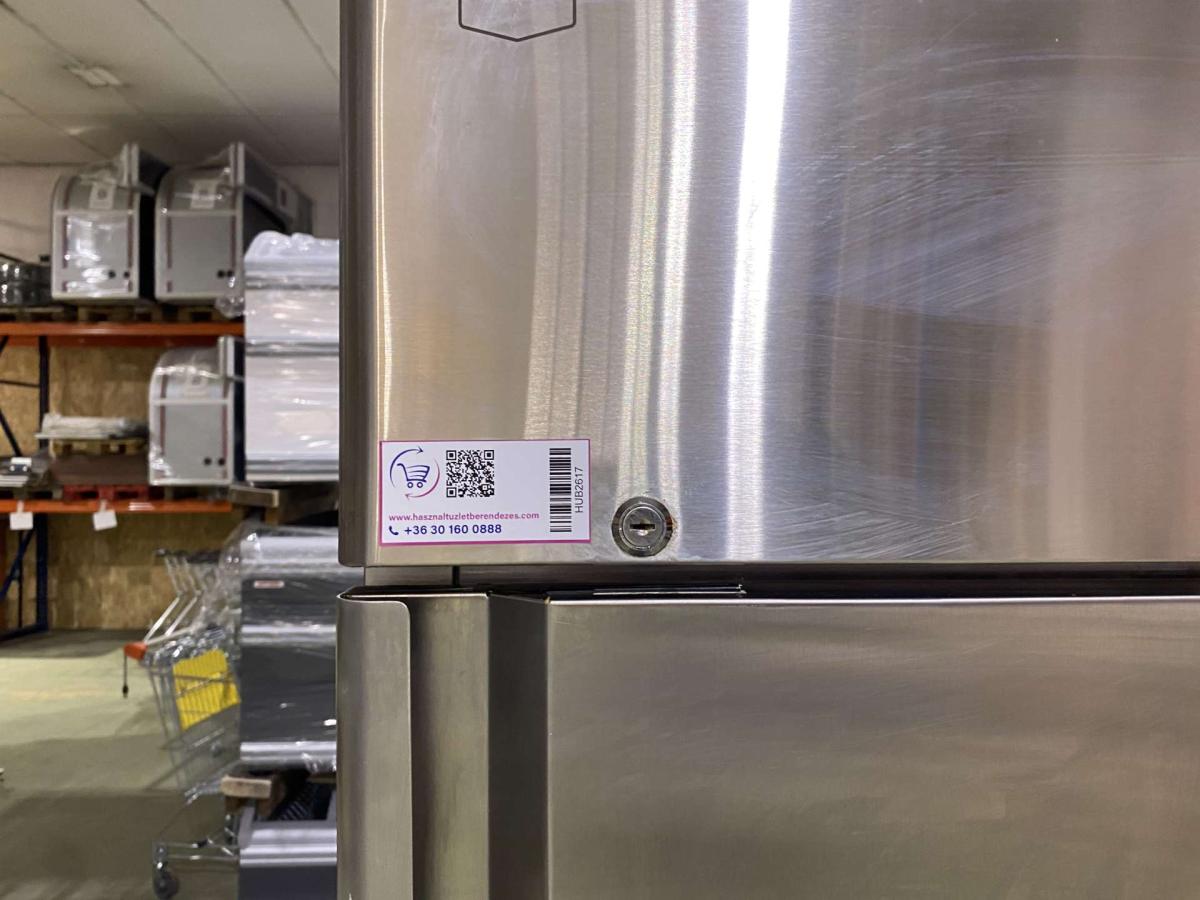 Rozsdamentes nagykonyhai háttérhűtő 455 liter – termékfotó felülnézet