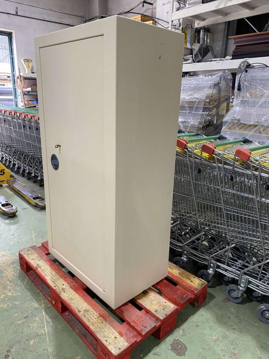 BOVAS biztonsági irat,- és értéktároló szekrény – termékfotó bal oldalról