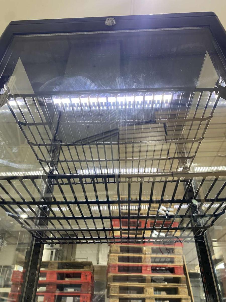 Hűtővitrin – 78L – H96cm Maxima – termékfotó felülnézet