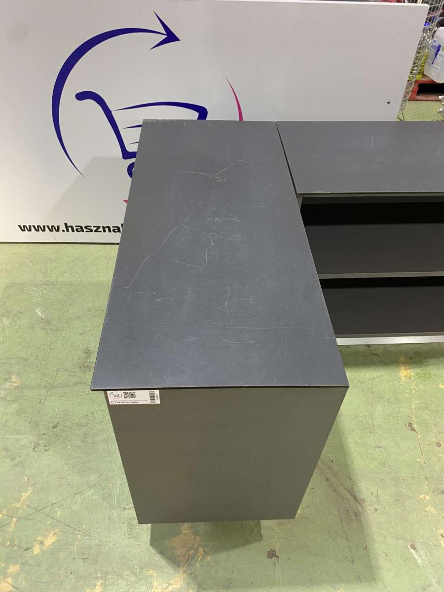 Elpakoló pult, szerkény tárolóval – termékfotó alulnézet