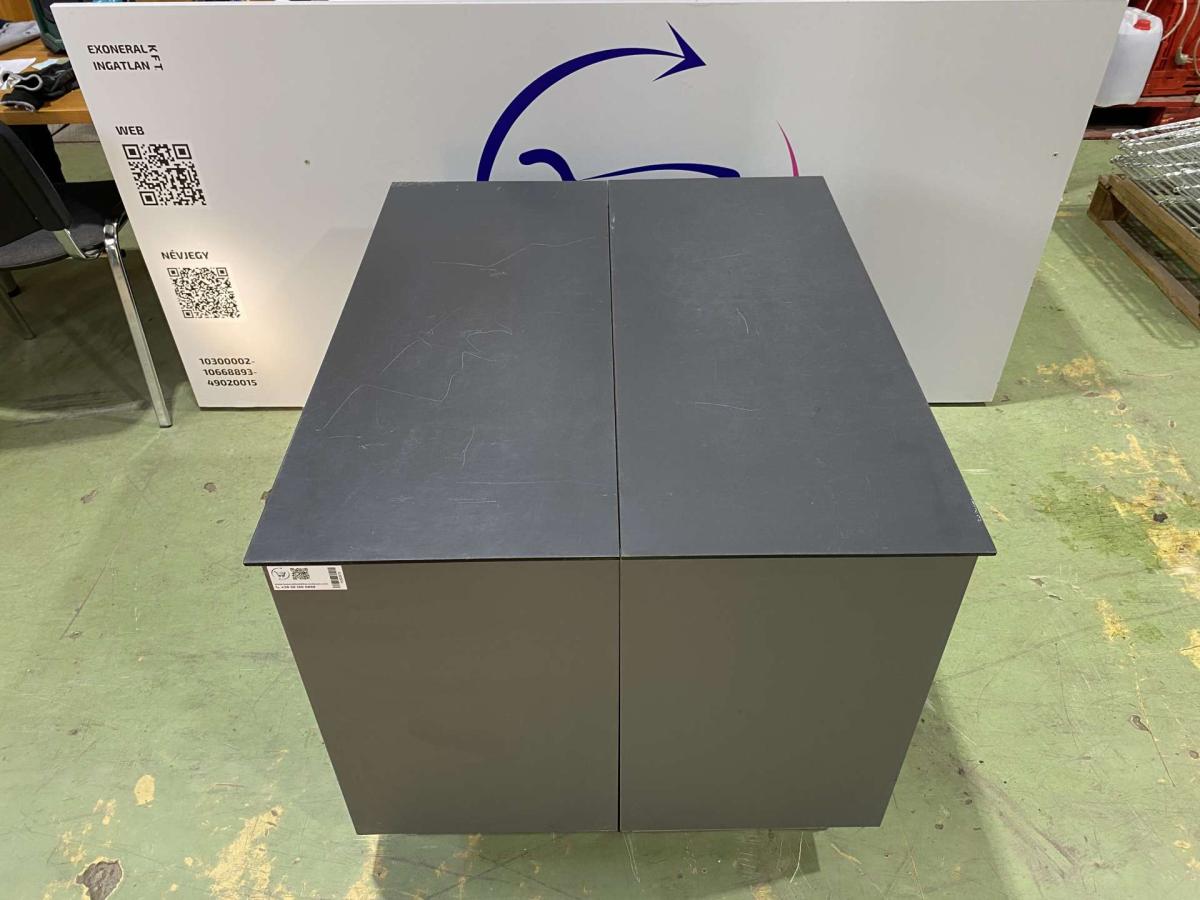 Elpakoló pult, szerkény tárolóval – termékfotó 45° nézet