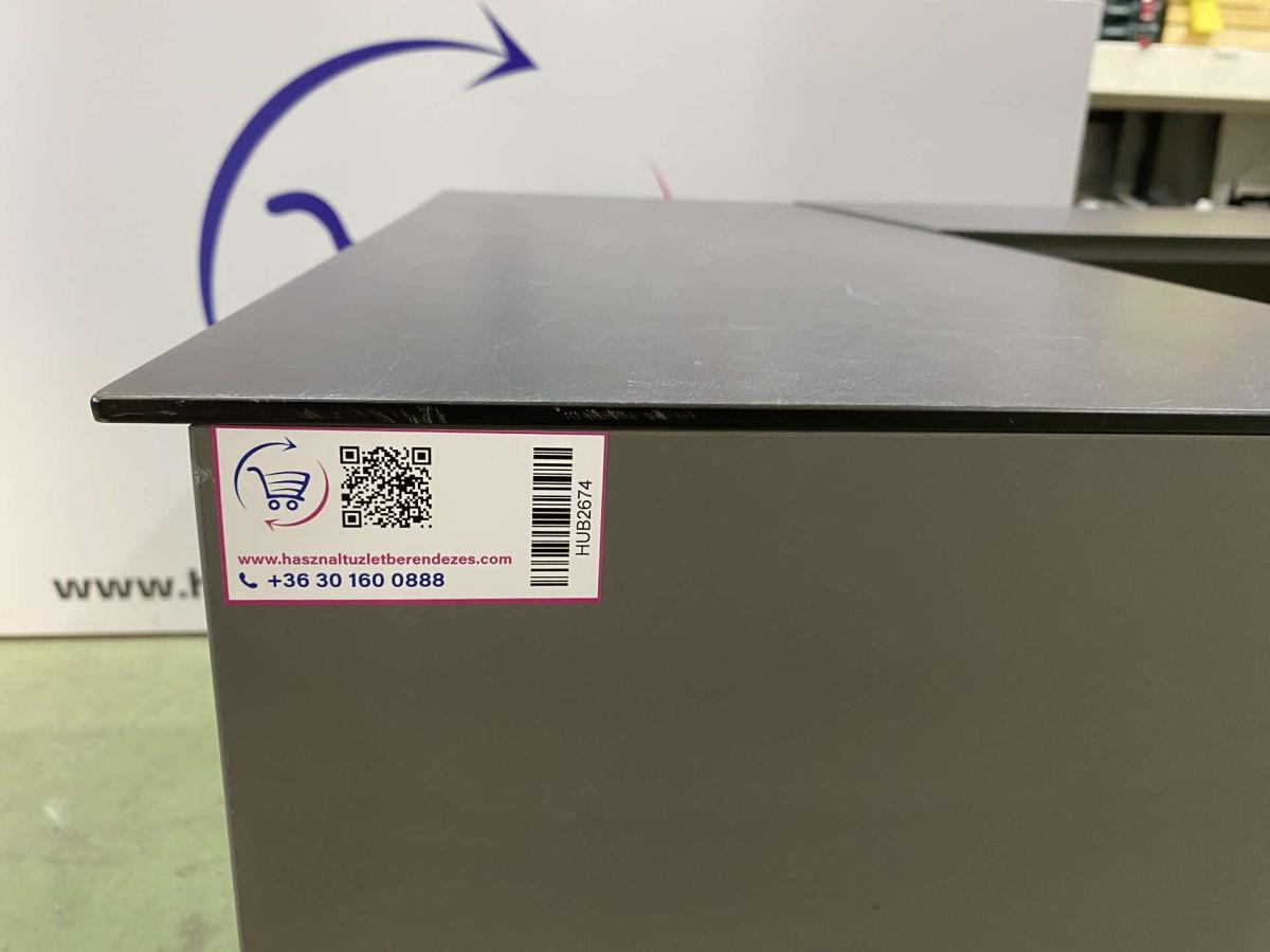 Elpakoló pult, szerkény tárolóval – termékfotó részlet