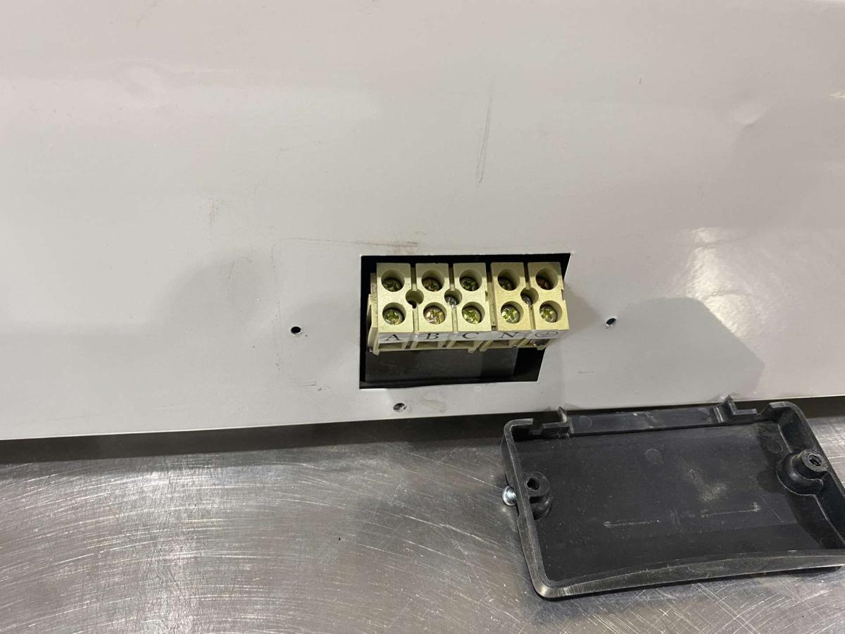 Fisher FPACE-12-HX légfüggöny elektromos fűtéssel (8kW, 1,2m) – termékfotó felülnézet