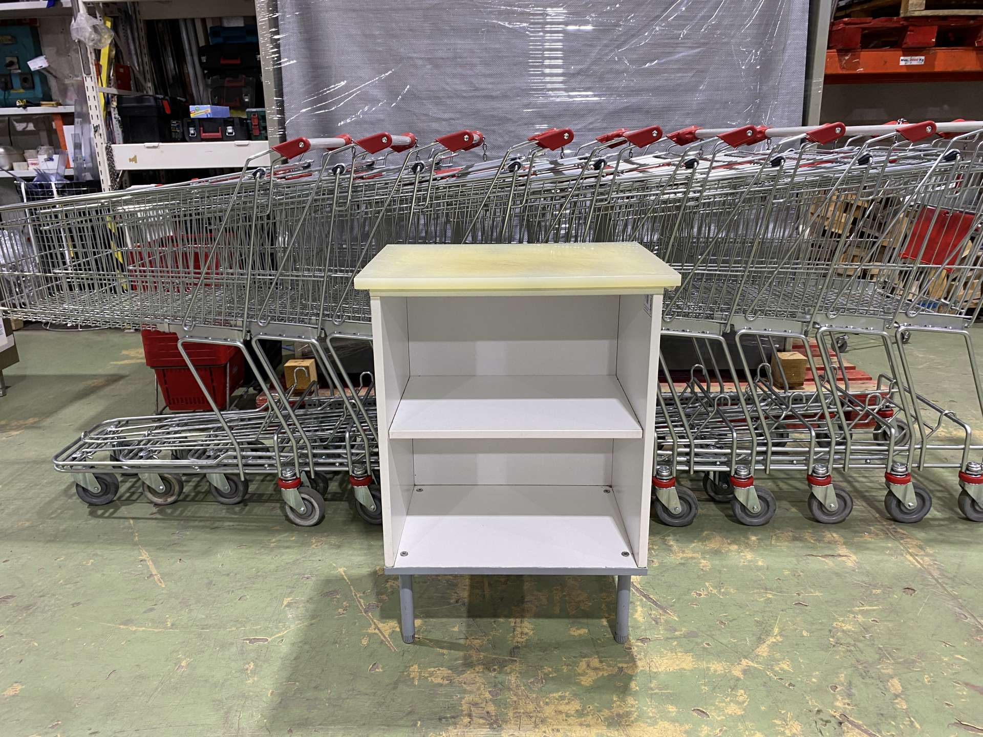 Ebonitlapos munkaasztal