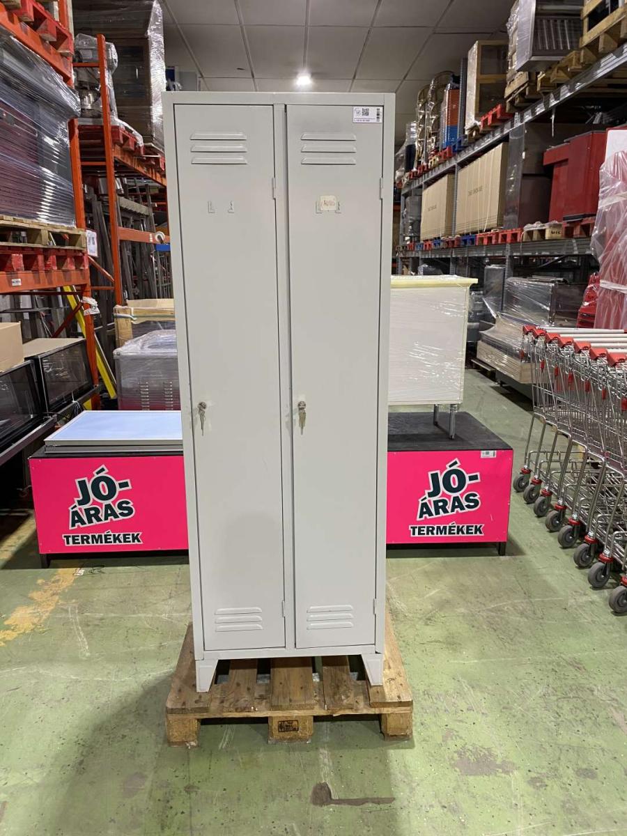 Öltözőszekrény, 2 ajtós METALOBOX PROJECT_ 2 – termékfotó jobb oldalról