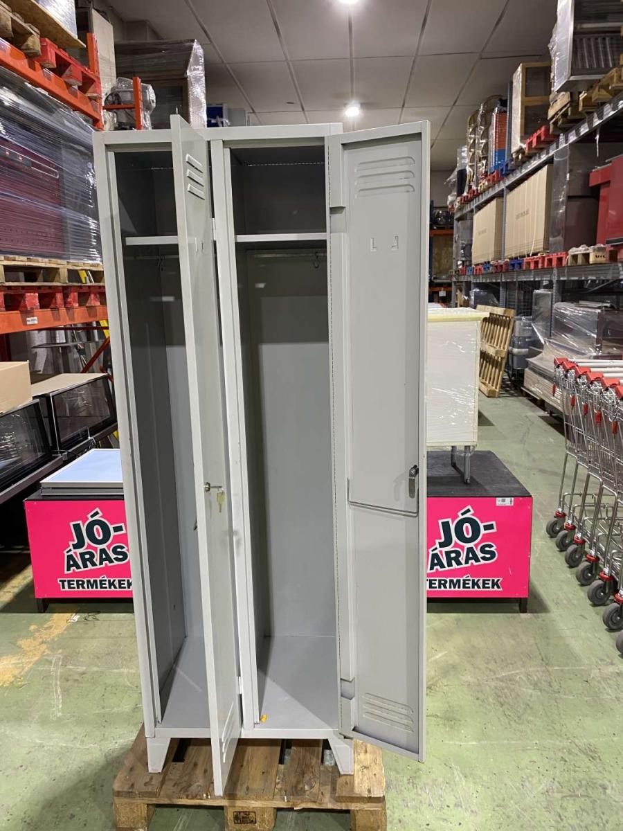 Öltözőszekrény, 2 ajtós METALOBOX PROJECT_ 2 – termékfotó alulnézet