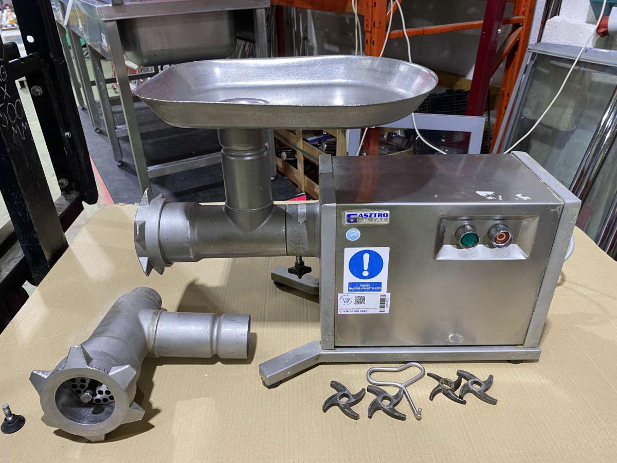 Gasztrometál motorikus alapgép húsőrlővel – termékfotó elölnézet