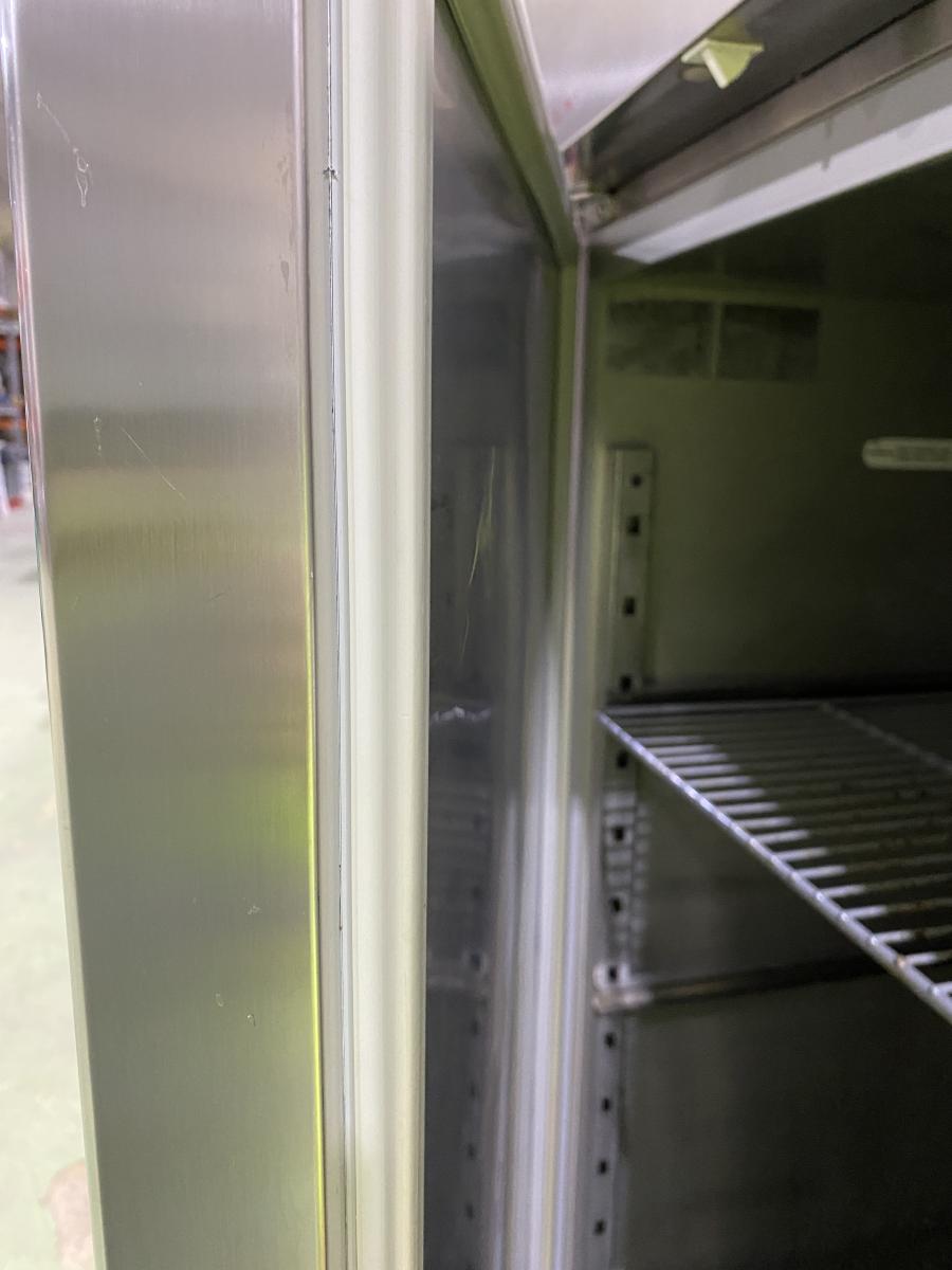 Rozsdamentes hűtőszekrény 700 L – termékfotó felülnézet