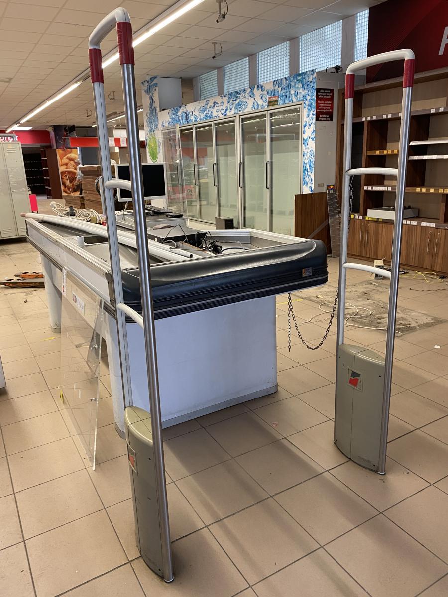 Áruvédelmi kapu Checkpoint Liberty QX – termékfotó jobb oldalról