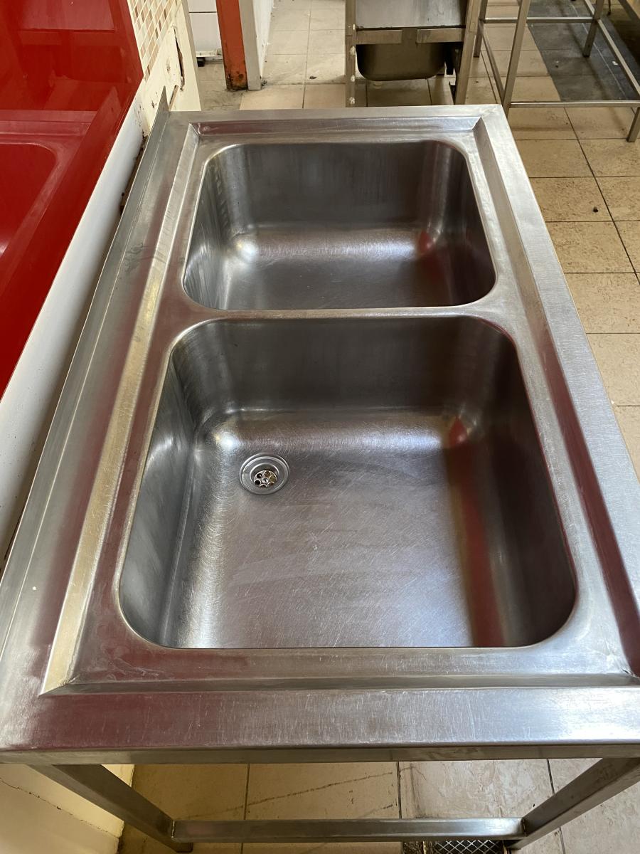 Rozsdamentes 2 medencés mosogató – termékfotó felülnézet