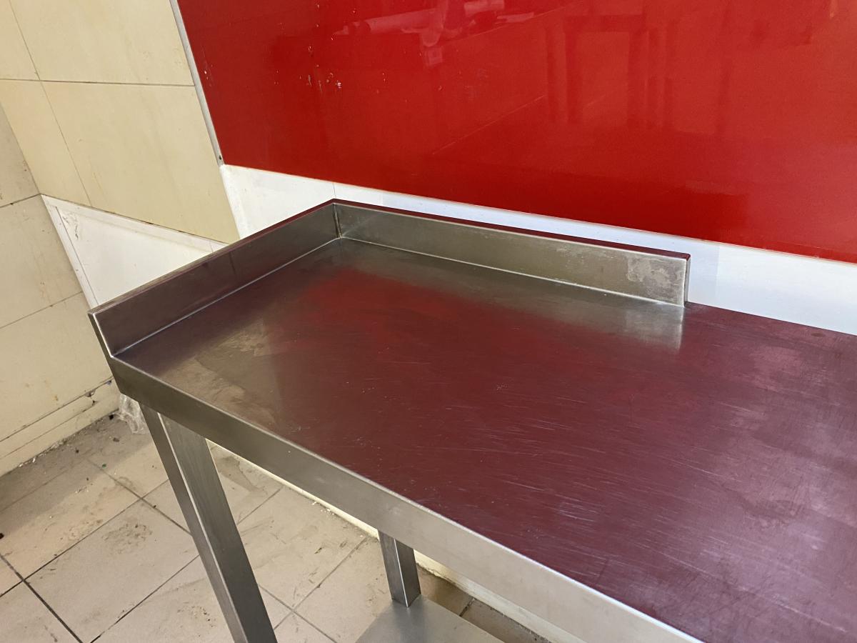 Rozsdamentes munkaasztal 110*35 – termékfotó jobb oldalról