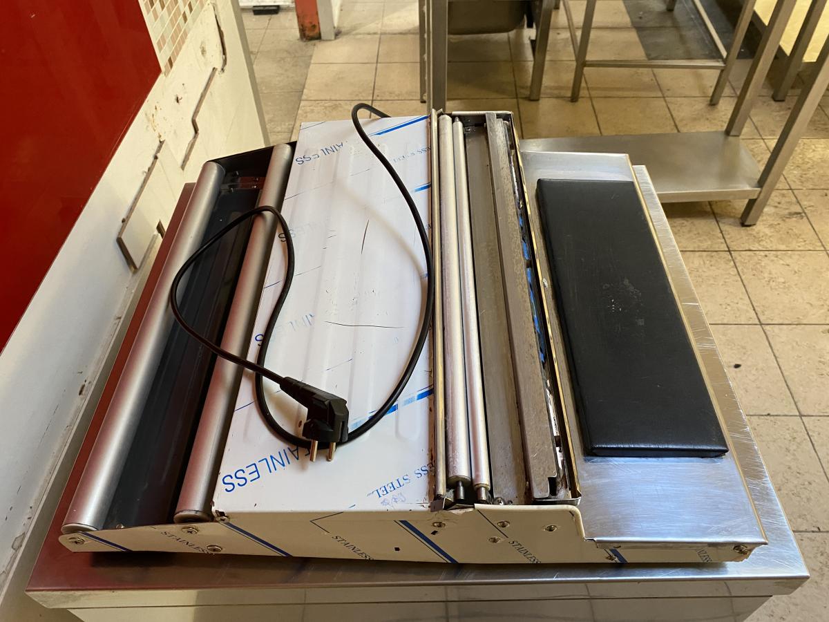 Asztali fóliázó gép TW-500 – termékfotó felülnézet