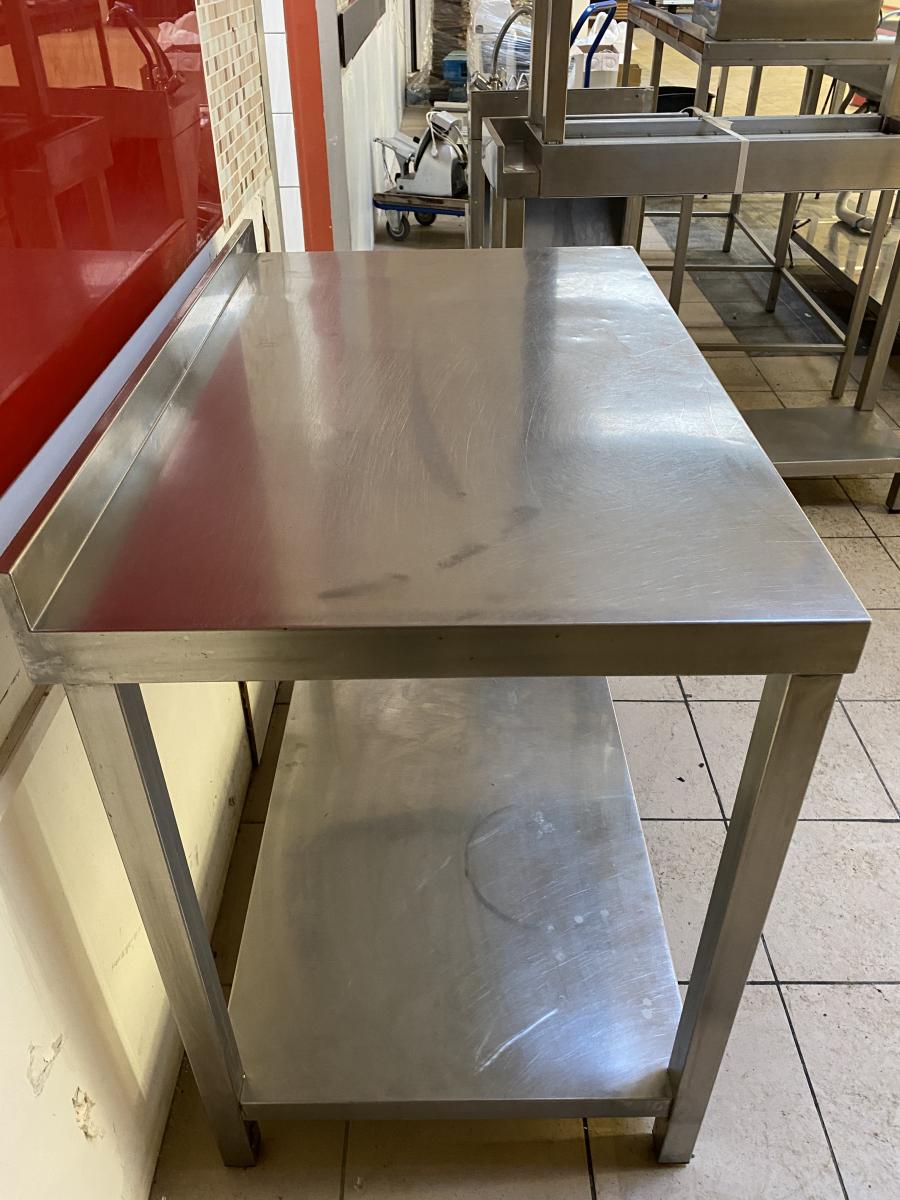 Rozsdamentes munkaasztal 97*60 – termékfotó bal oldalról