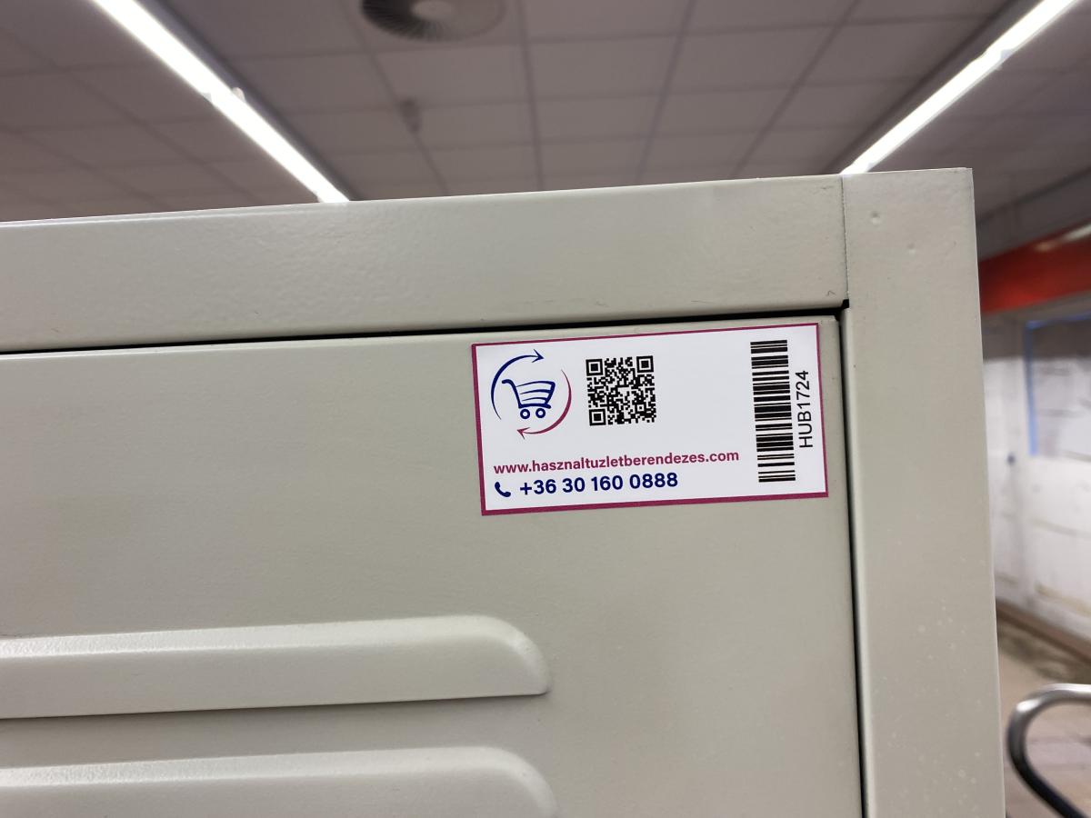 Öltözőszekrény, 4 ajtós MetaloBox – termékfotó 45° nézet