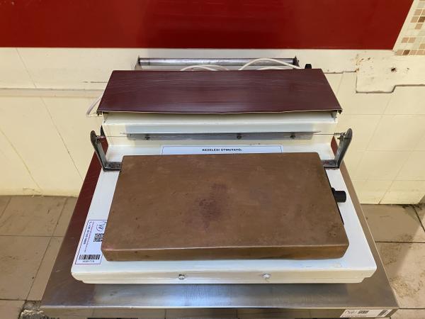 Asztali fóliázó gép 