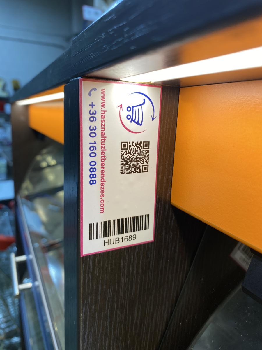 Önkiszolgáló kínáló, pékáru - finompékáru – termékfotó 45° nézet