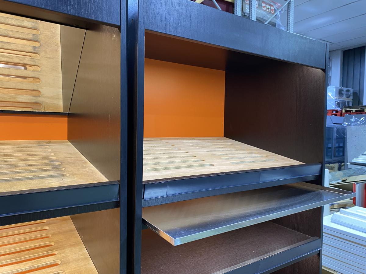 Kenyeres állvány, polc 80*60 – termékfotó hátulról