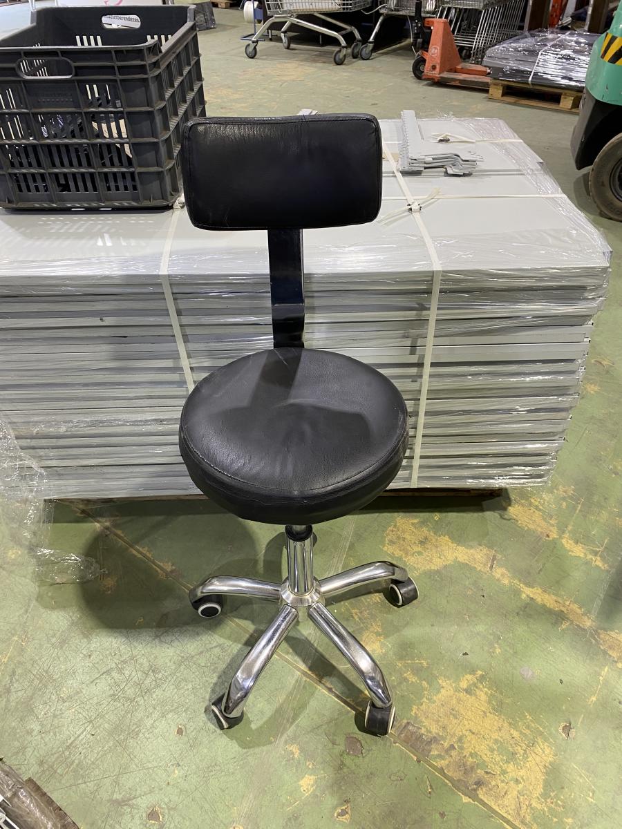 Kasszásszék, pénztárosszék – termékfotó hátulról