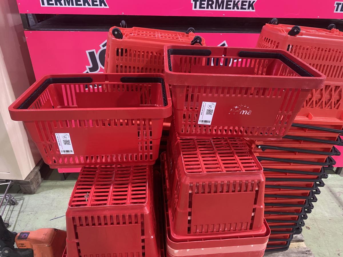 Bevásárló kosár piros 22 literes – termékfotó elölnézet