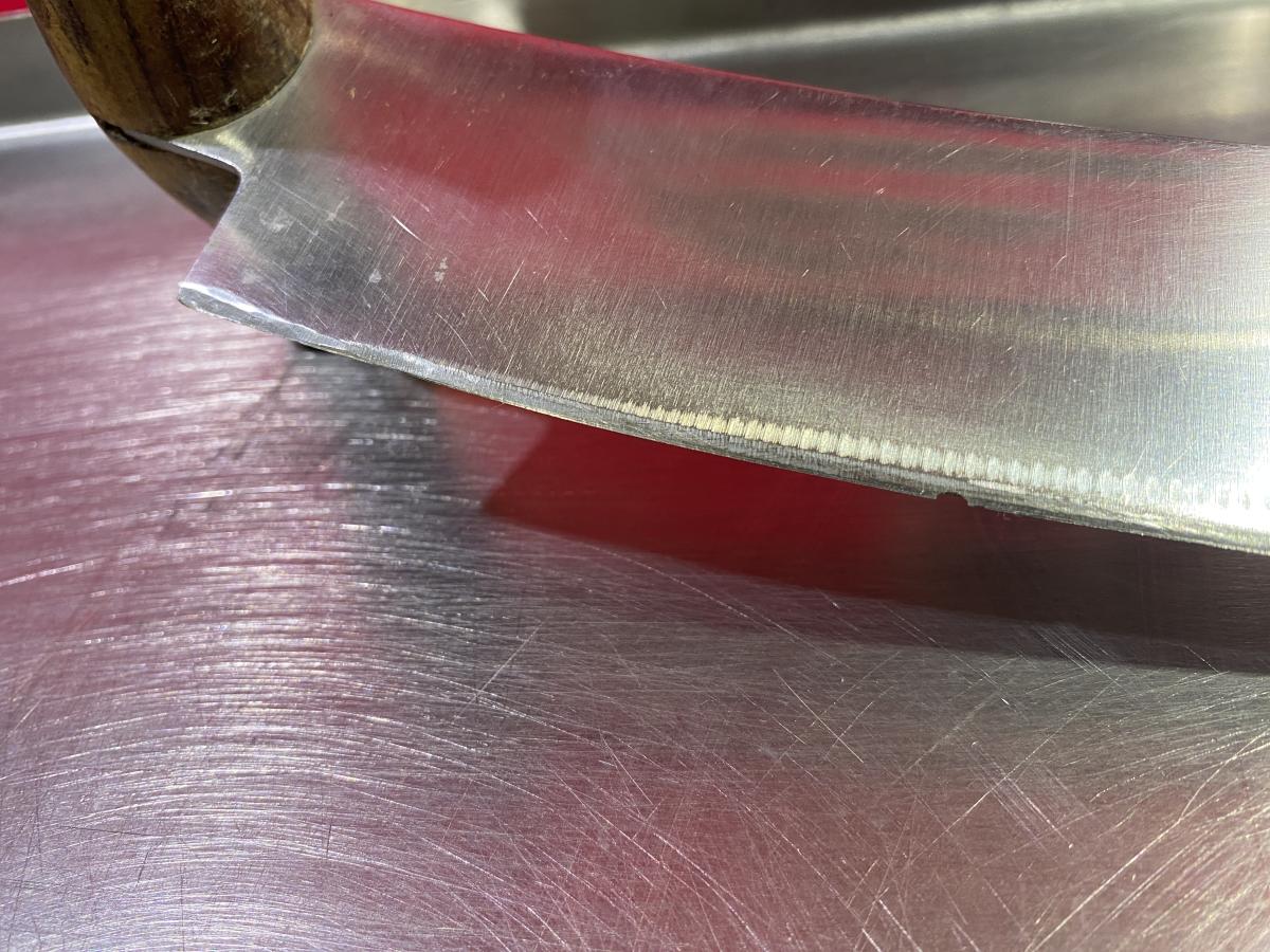 Pizza és sajtvágó, daraboló – termékfotó felülnézet