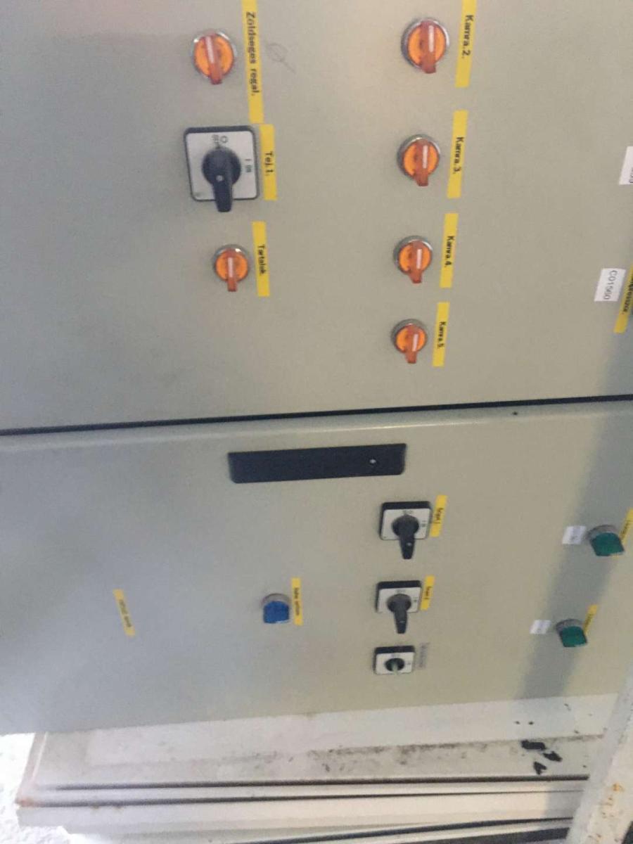 Vezérlőszekrény hűtés gépészet – termékfotó bal oldalról