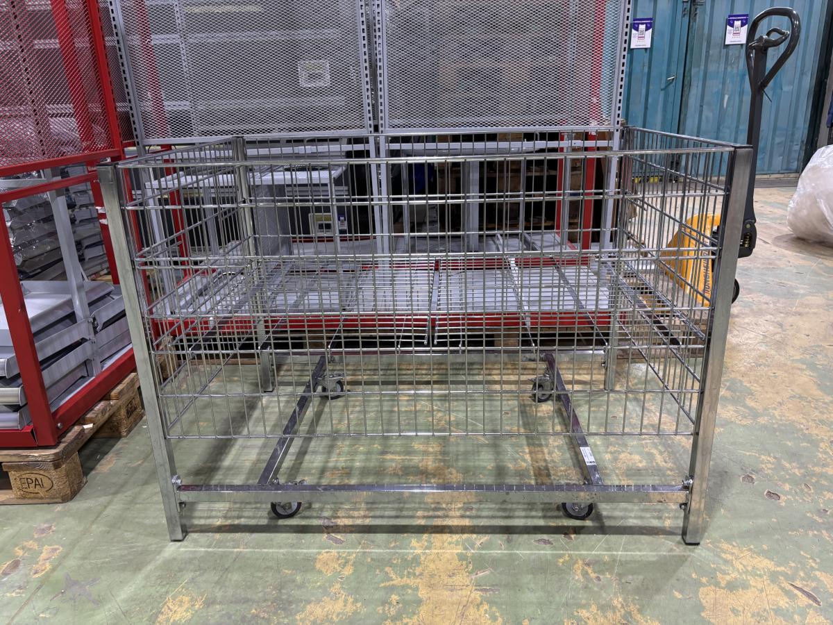 Használt Wanzl akciós kosár, gurulós 120×80×86 cm – termékfotó hátulról