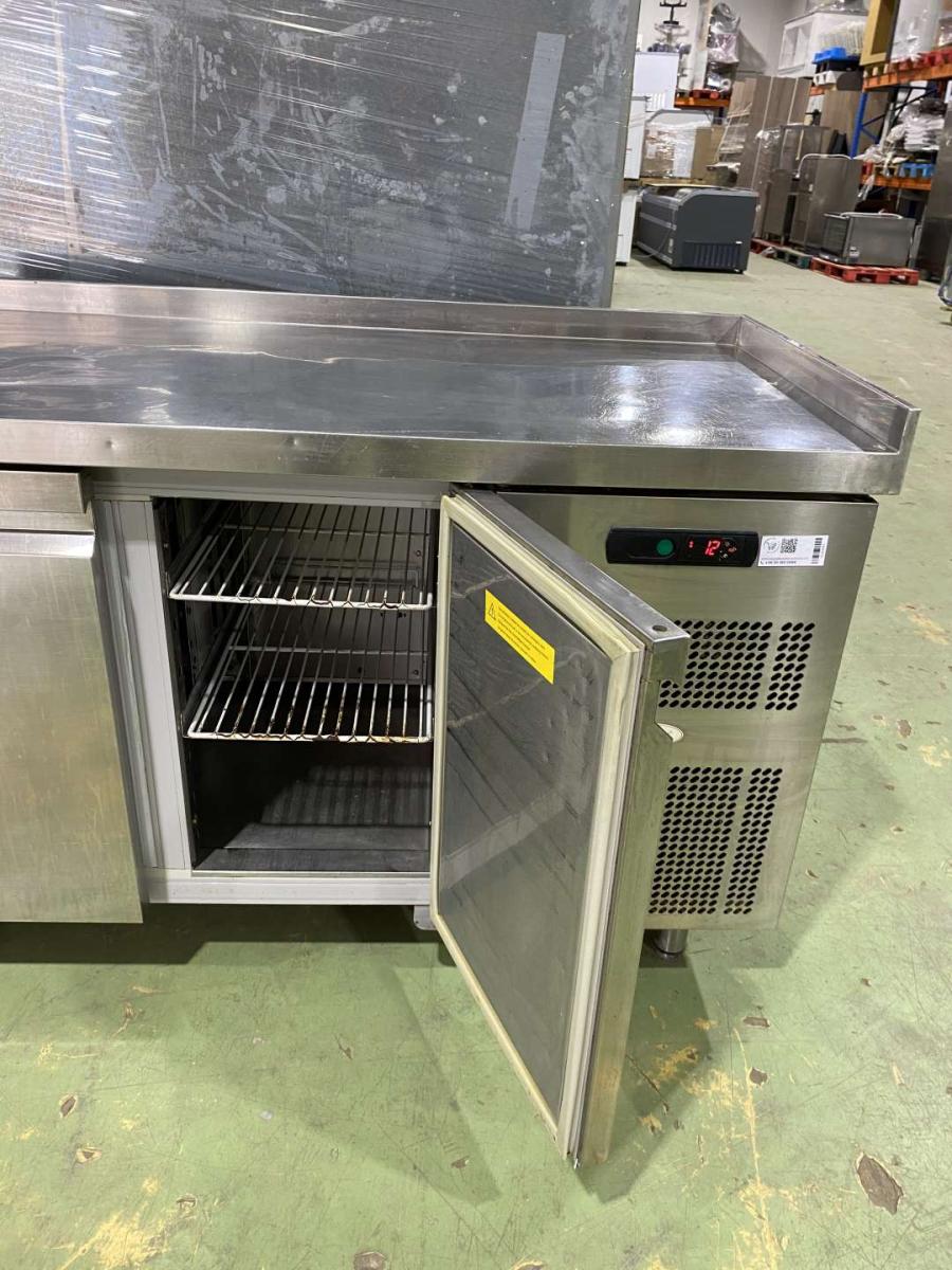 Hűtött munkaasztal ILSA 140*70*85 – termékfotó bal oldalról